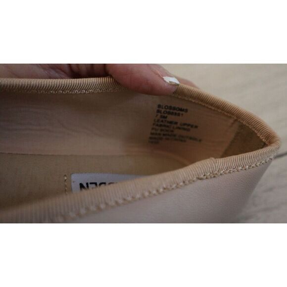 Steve Madden Women's Sz 7.5M Beige/Natural Leather Blossoms Ballet Shoes - Picture 9 of 9